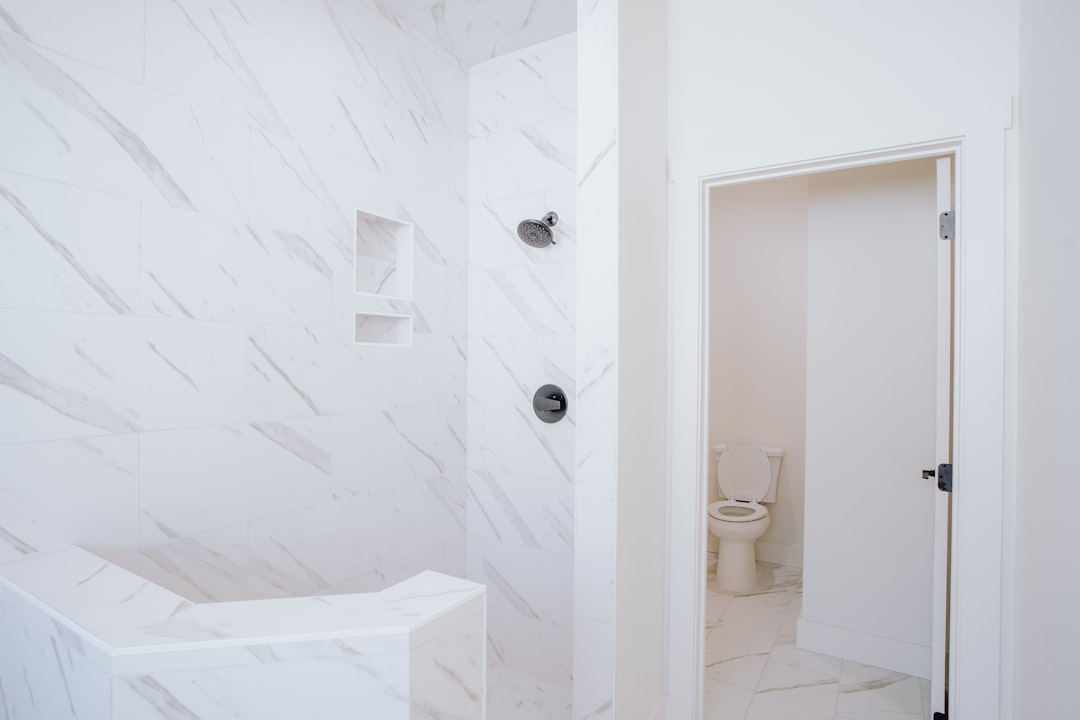 The Best Commercial Bathroom Cleaners for a Spotless Restroom