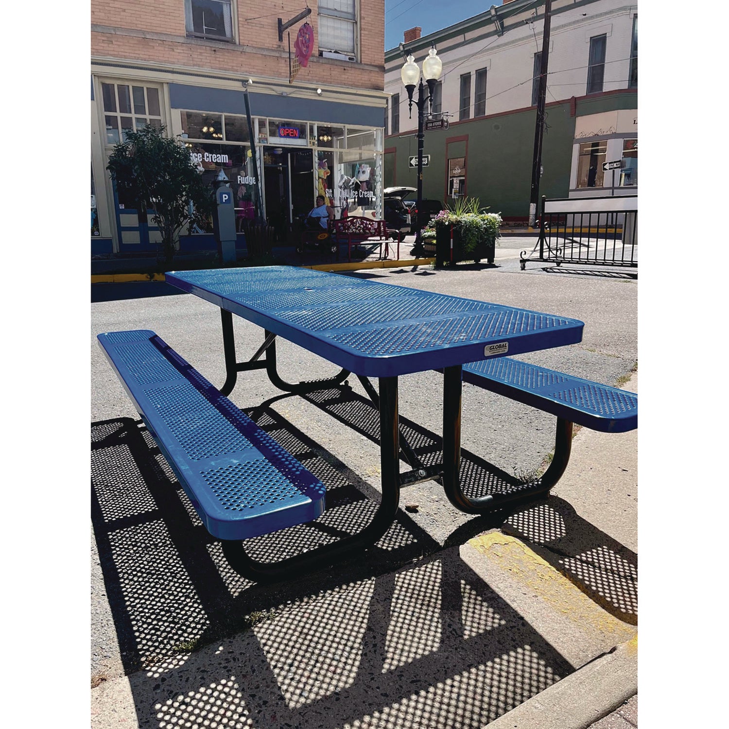 Expanded Steel Picnic Table, Rectangular, 96 x 62 x 29.5, Blue Top, Blue Base/Legs Global Industrial® Flipcost