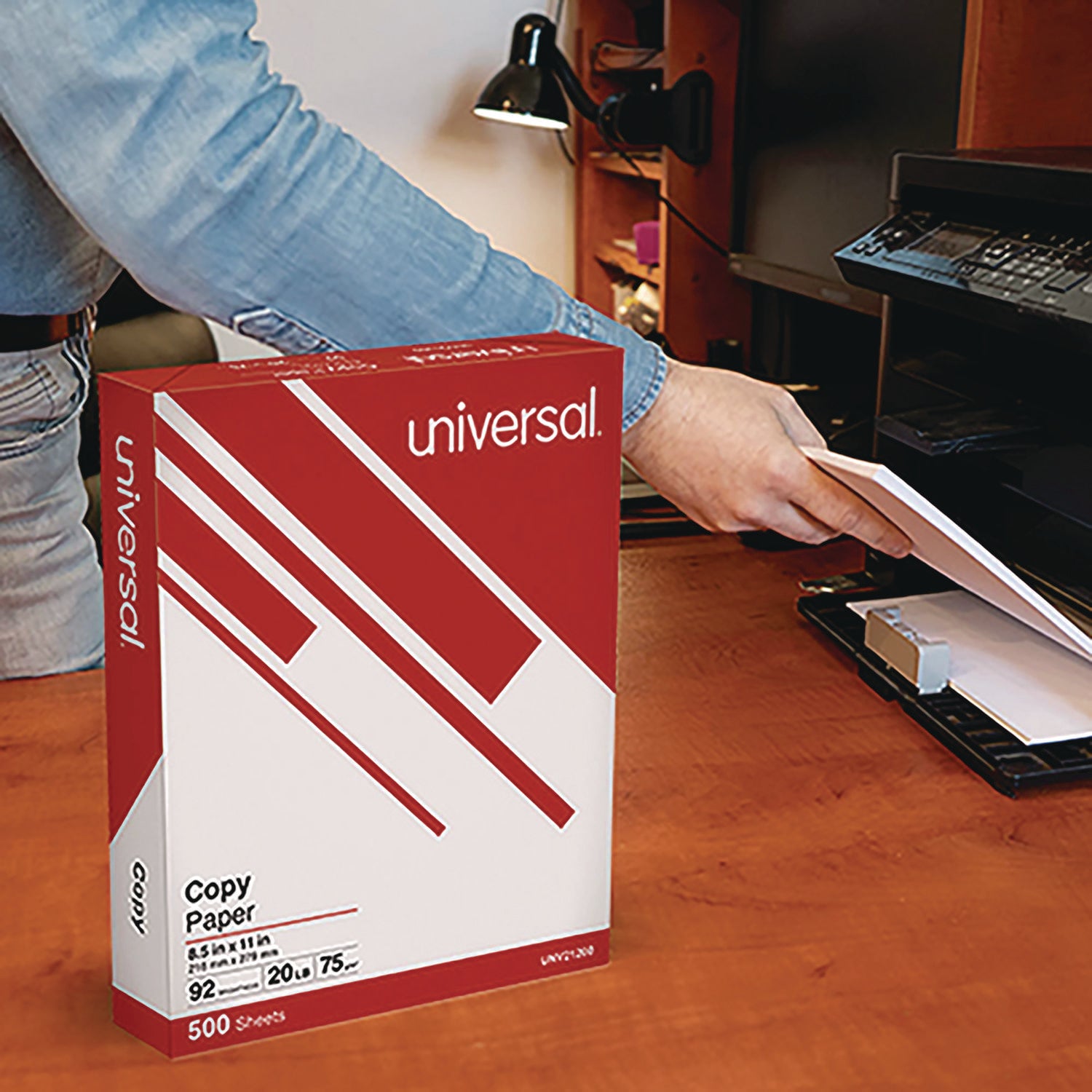 Universal® Copy Paper Convenience Carton, 92 Bright, 20 lb Bond Weight, 8.5 x 11, White, 500 Sheets/Ream, 5 Reams/Carton