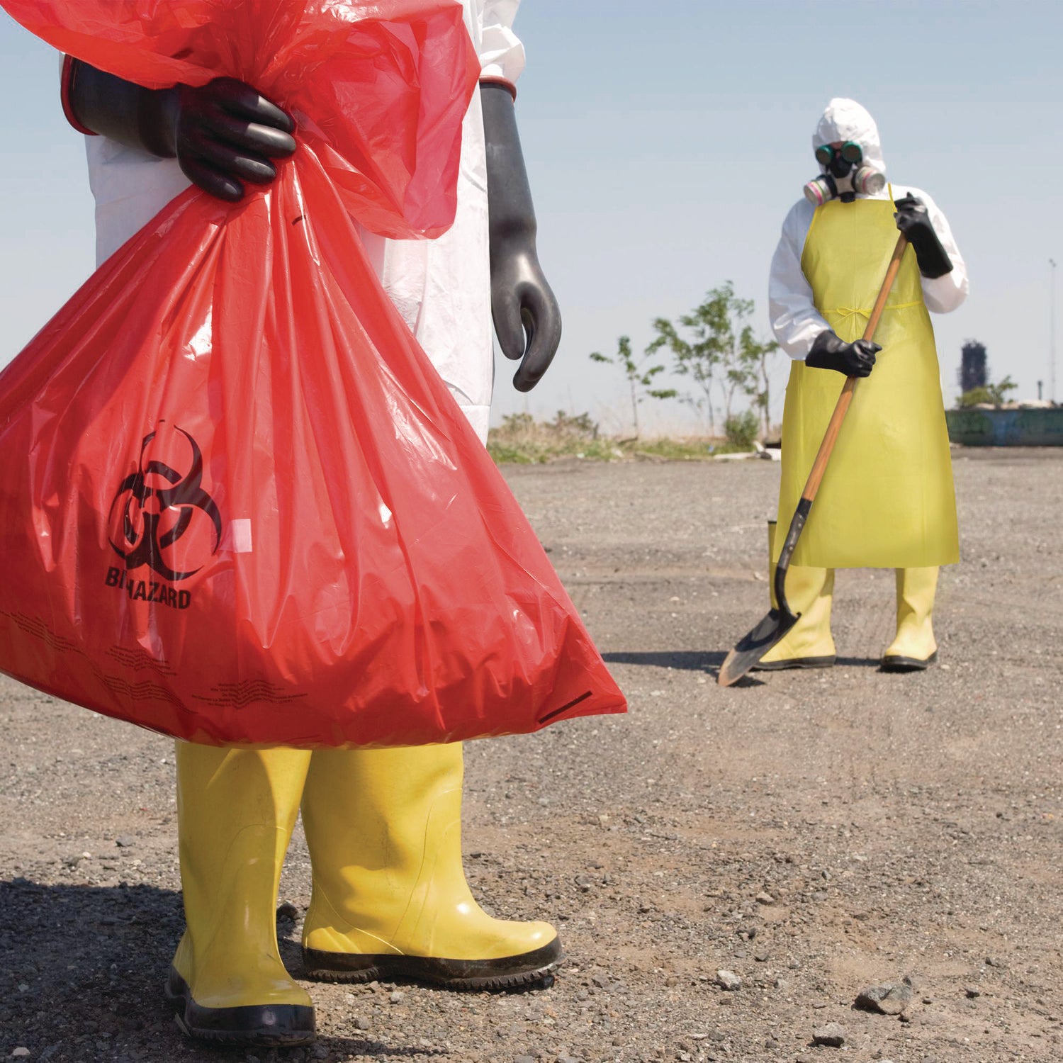 A70 Chemical Spray Protection Aprons, Polyethylene-Coated Fabric, One Size Fits Most, Yellow, 100/Carton KleenGuard™ Flipcost