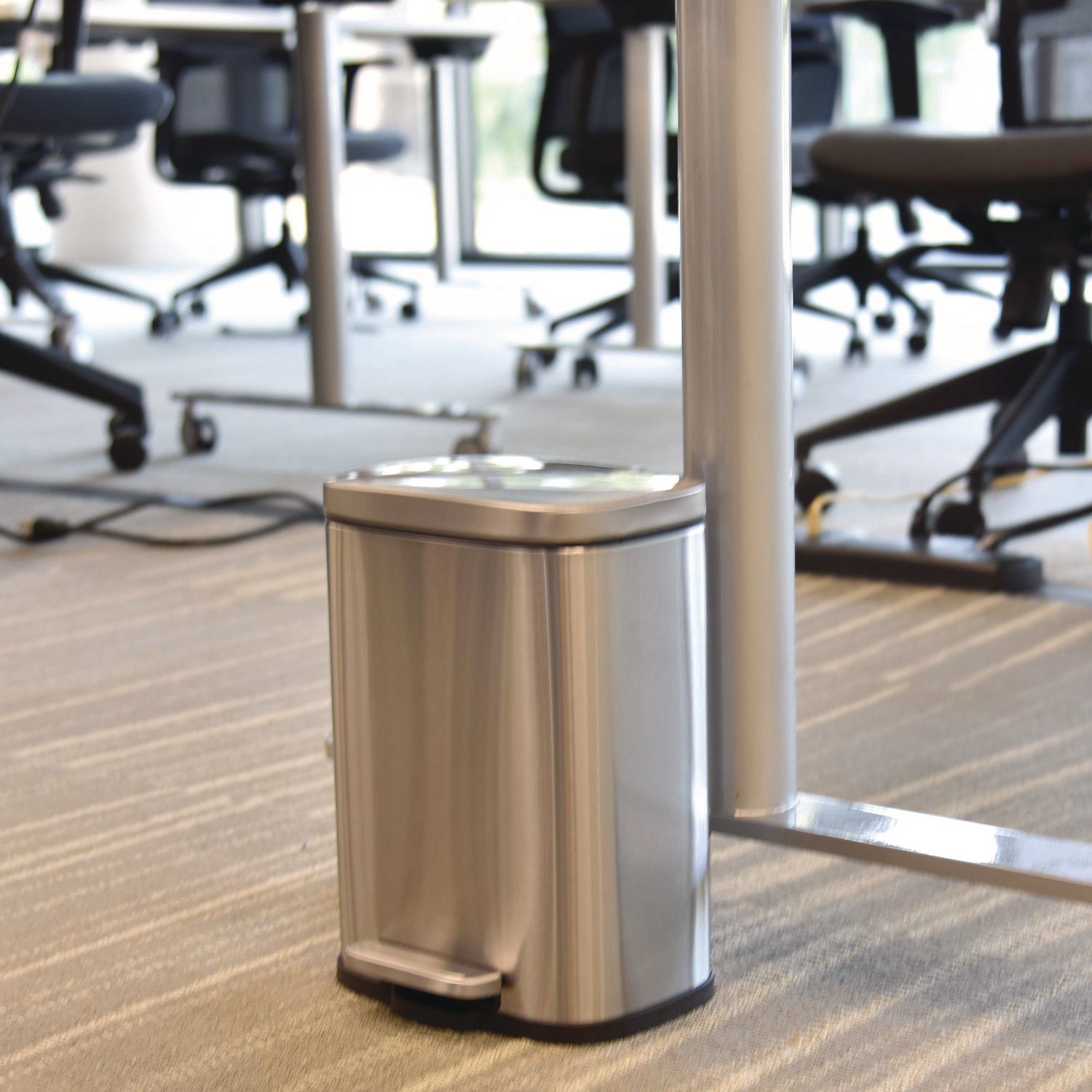 Step Pedal Trash Can, 1.3 gal, Plastic/Stainless Steel, Silver HLS Commercial® Flipcost