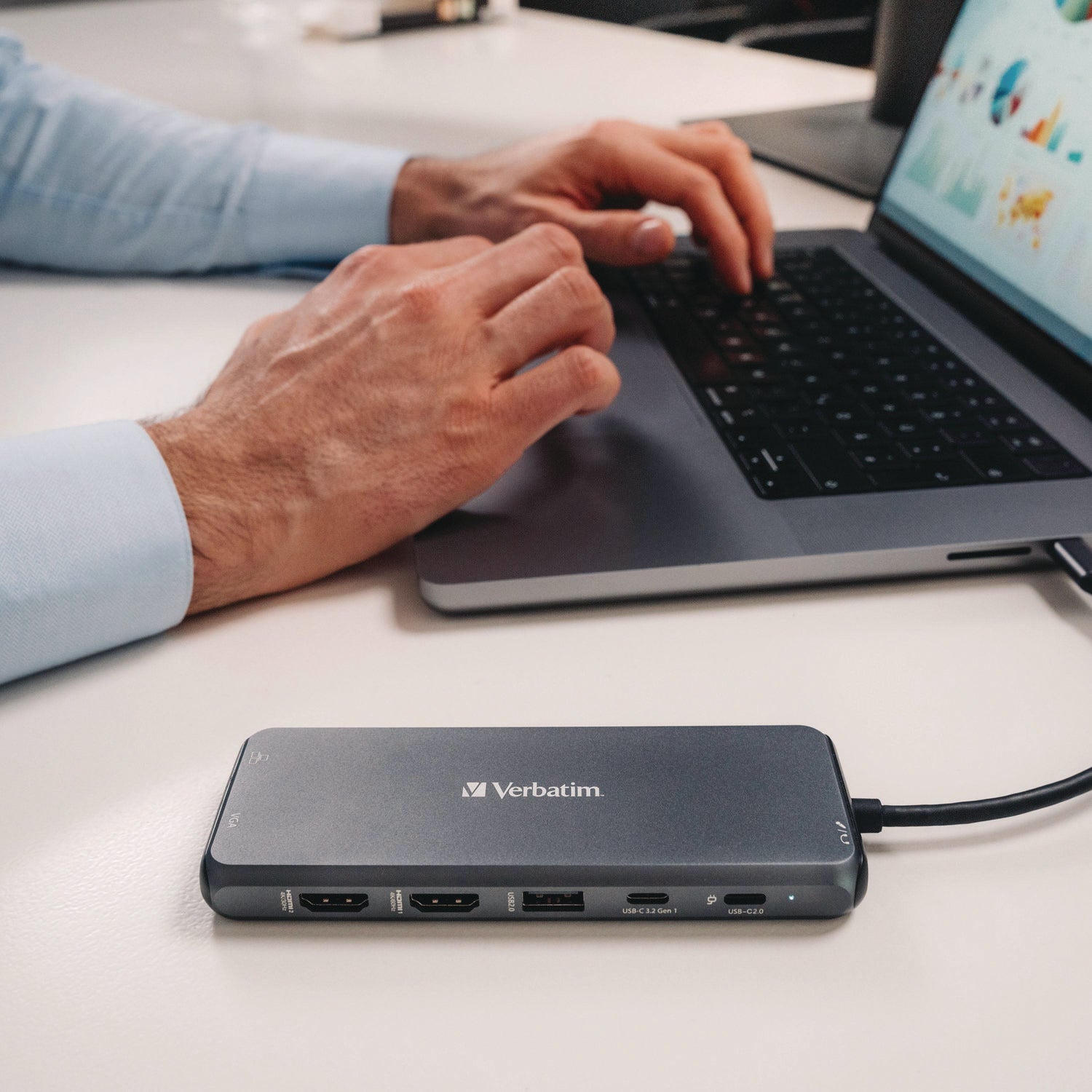 USB-C Pro Multiport Hub14 Port, Gray Verbatim® Flipcost