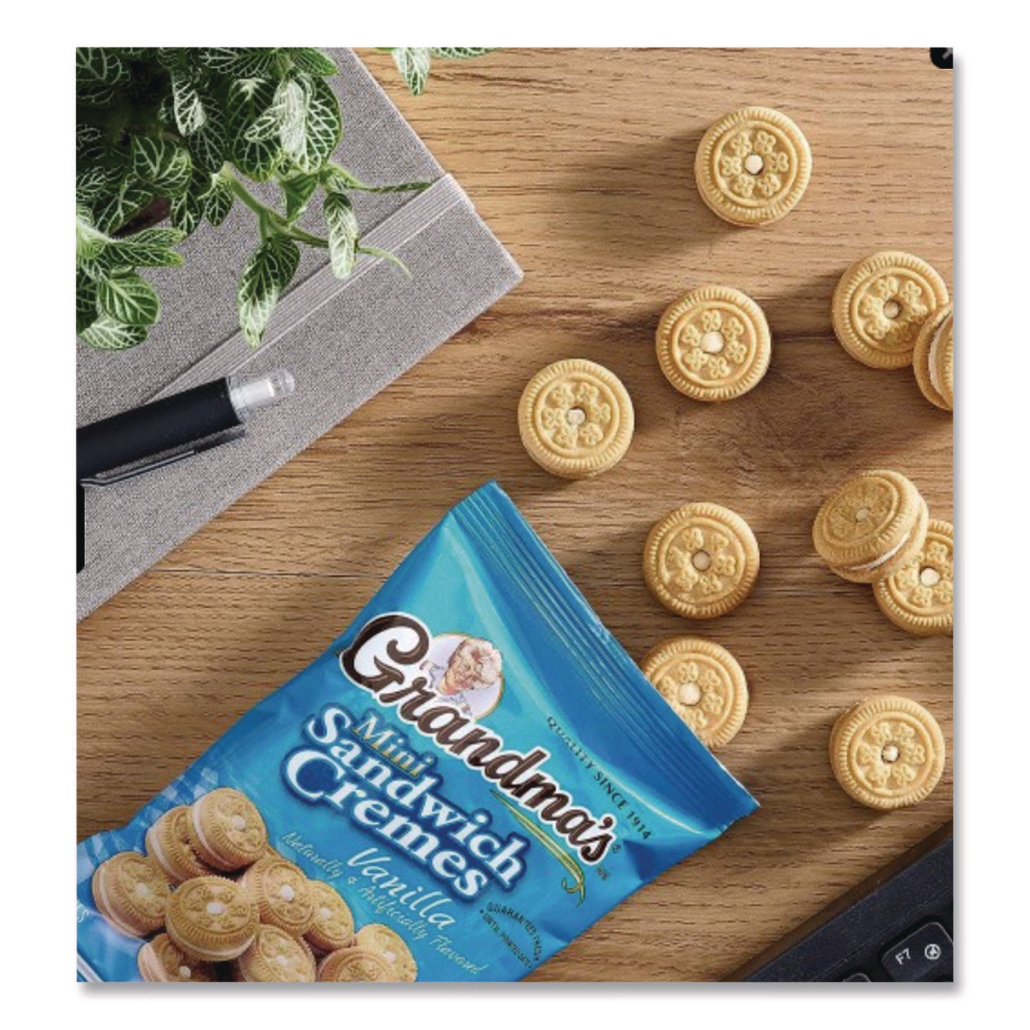 Grandma's® Mini Vanilla Creme Sandwich Cookies, 2.12 oz Packet, 60/Carton