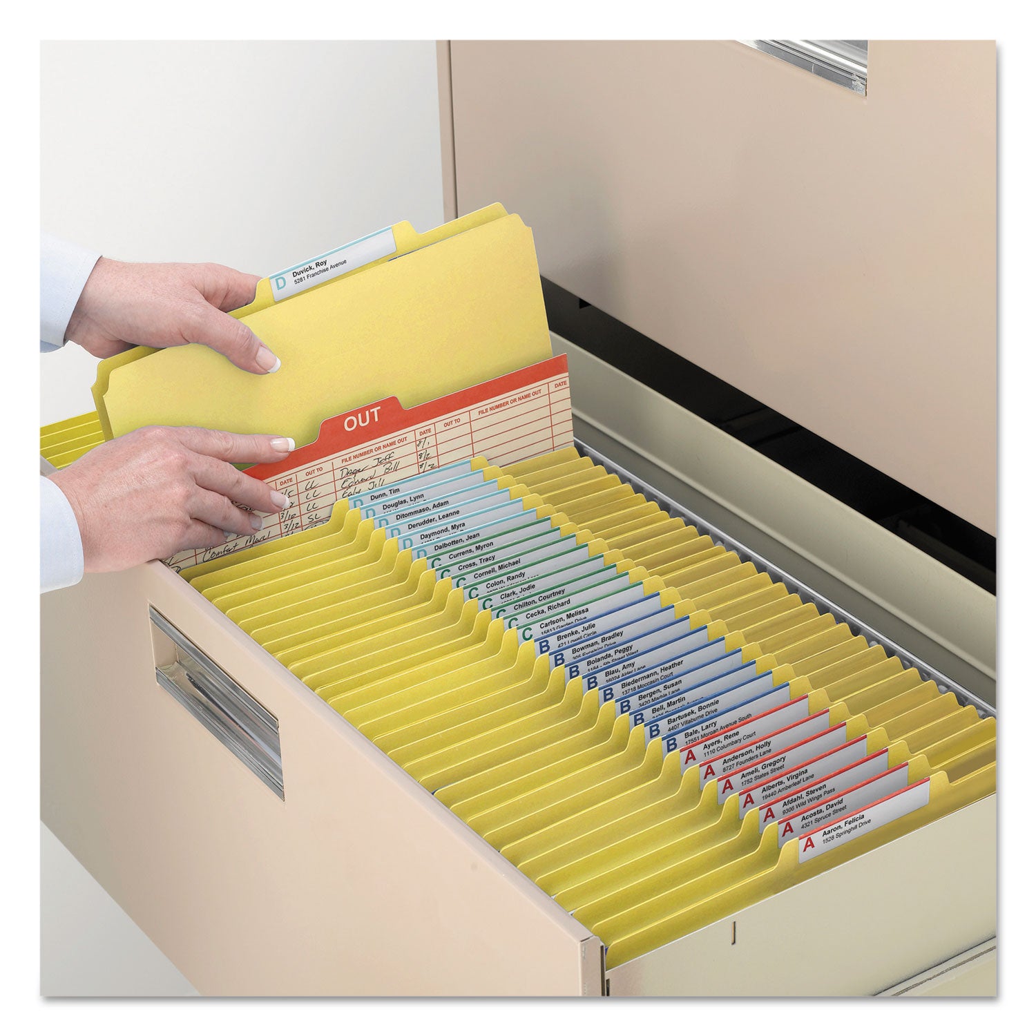 Smead™ Colored Pressboard Fastener Folders with SafeSHIELD Coated Fasteners, 2" Expansion, 2 Fasteners, Letter Size, Yellow, 25/Box