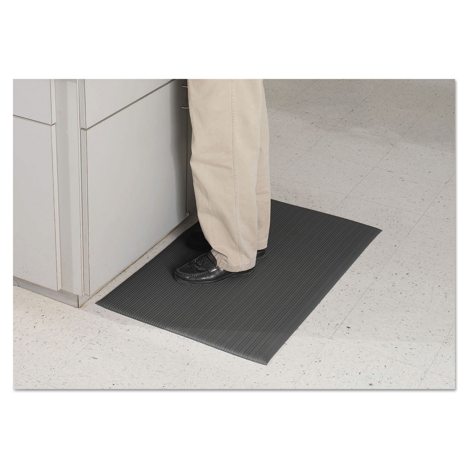 Guardian Air Step Antifatigue Mat, Polypropylene, 24 x 36, Black