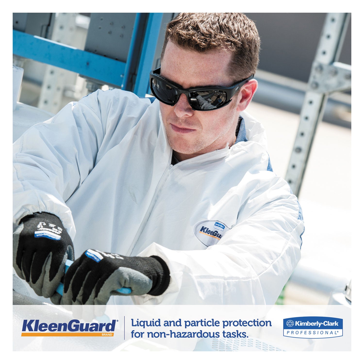 KleenGuard™ A35 Liquid and Particle Protection Coveralls, Zipper Front, Hooded, Elastic Wrists and Ankles, X-Large, White, 25/Carton