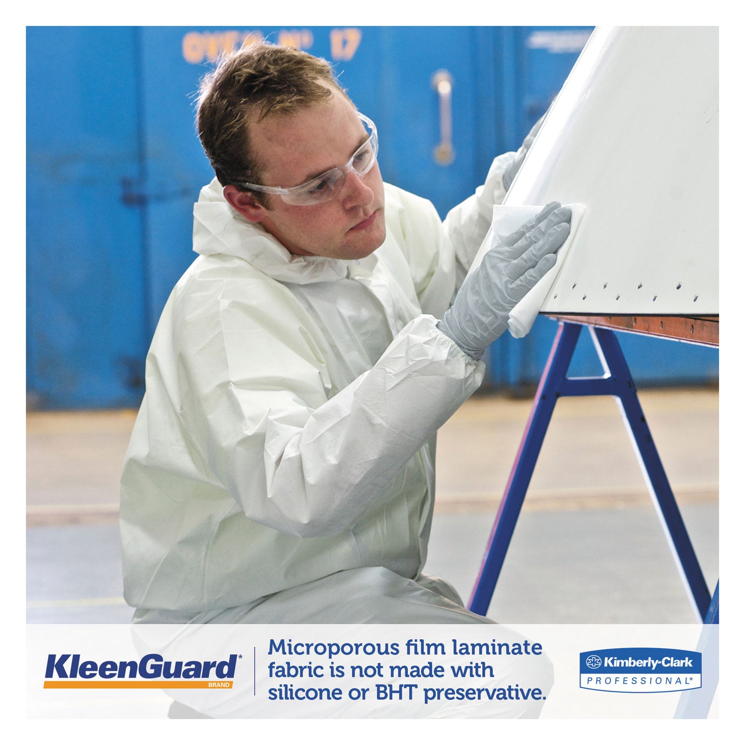 KleenGuard™ A35 Liquid and Particle Protection Coveralls, Zipper Front, Hooded, Elastic Wrists and Ankles, Large, White, 25/Carton