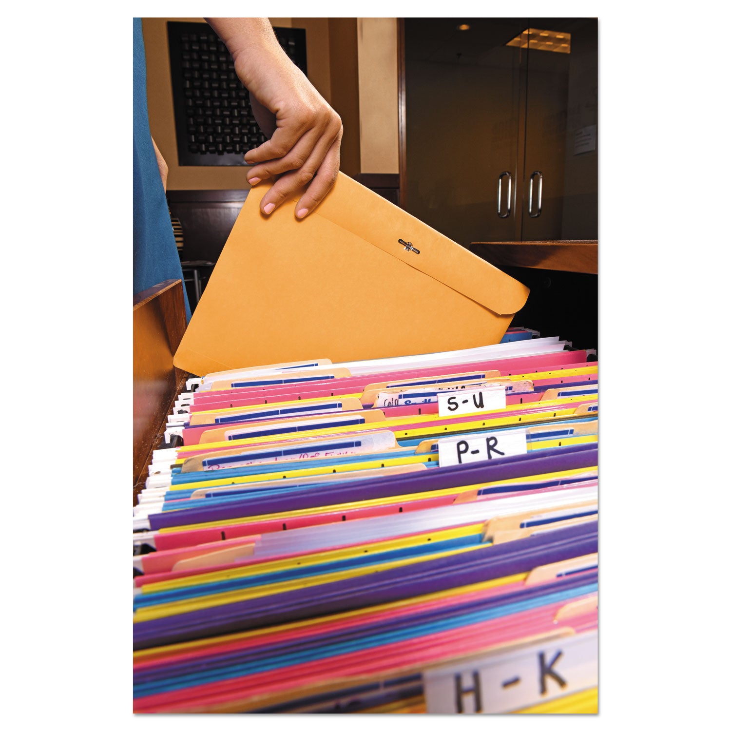 Quality Park™ Redi-File Clasp Envelope, #90, Cheese Blade Flap, Clasp/Gummed Closure, 9 x 12, Brown Kraft, 100/Box