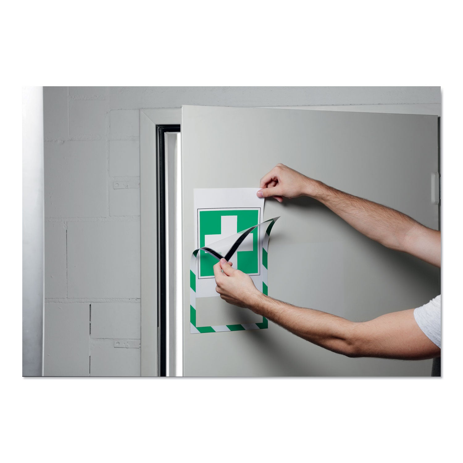 Durable® DURAFRAME Security Magnetic Sign Holder, 8.5 x 11, Green/White Frame, 2/Pack