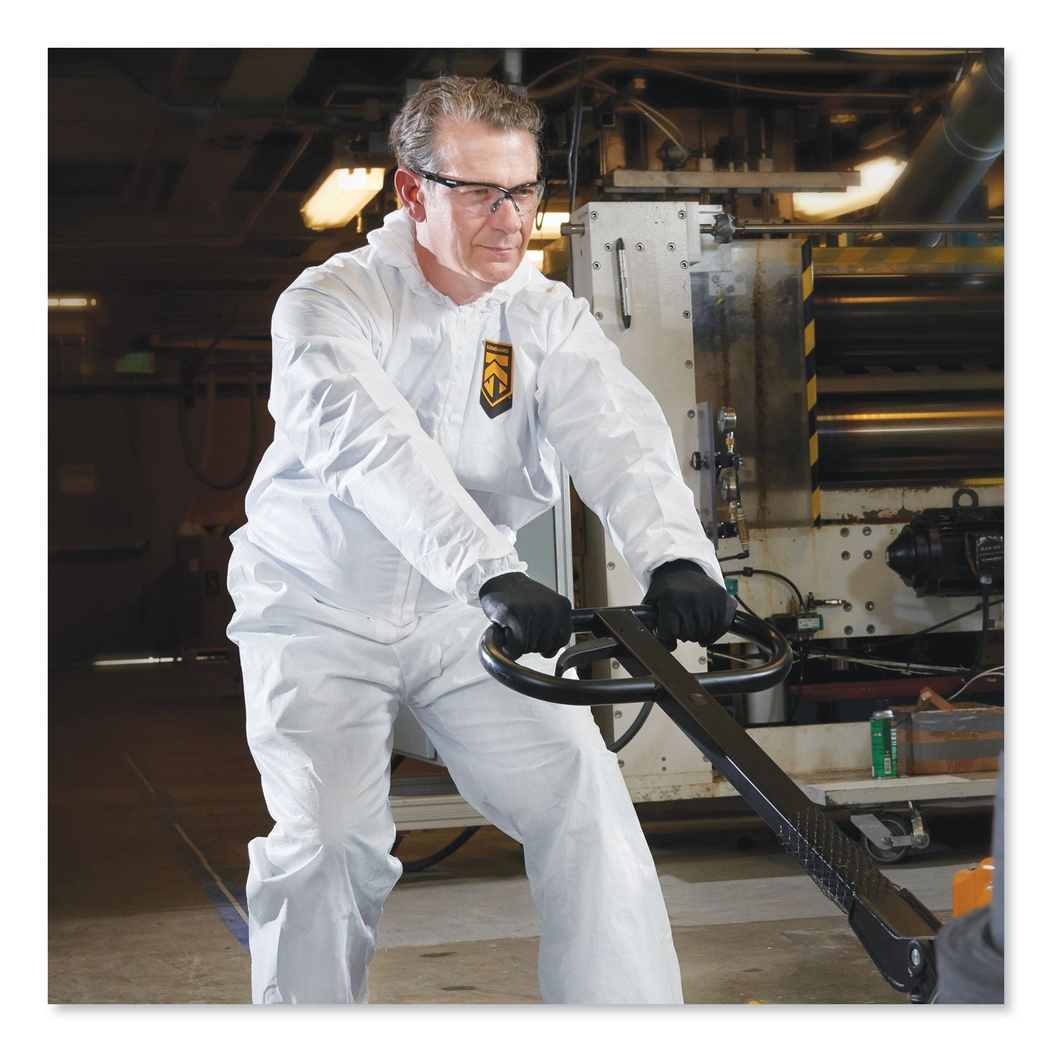 KleenGuard™ A20 Elastic Back, Cuff and Ankle Hooded Coveralls, Zip, X-Large, White, 24/Carton