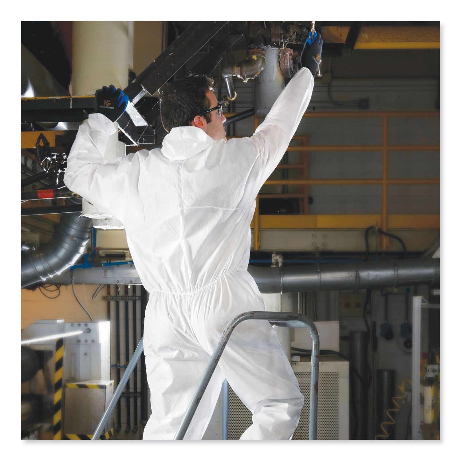 KleenGuard™ A20 Breathable Particle Protection Coveralls, Zip Closure, 2X-Large, White