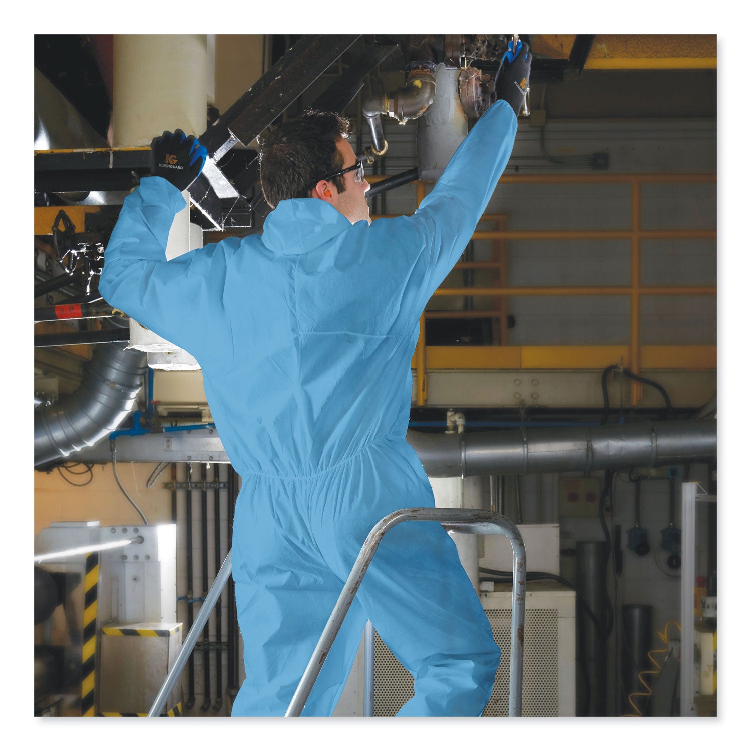 KleenGuard™ A20 Breathable Particle Protection Coveralls, X-Large, Blue, 24/Carton