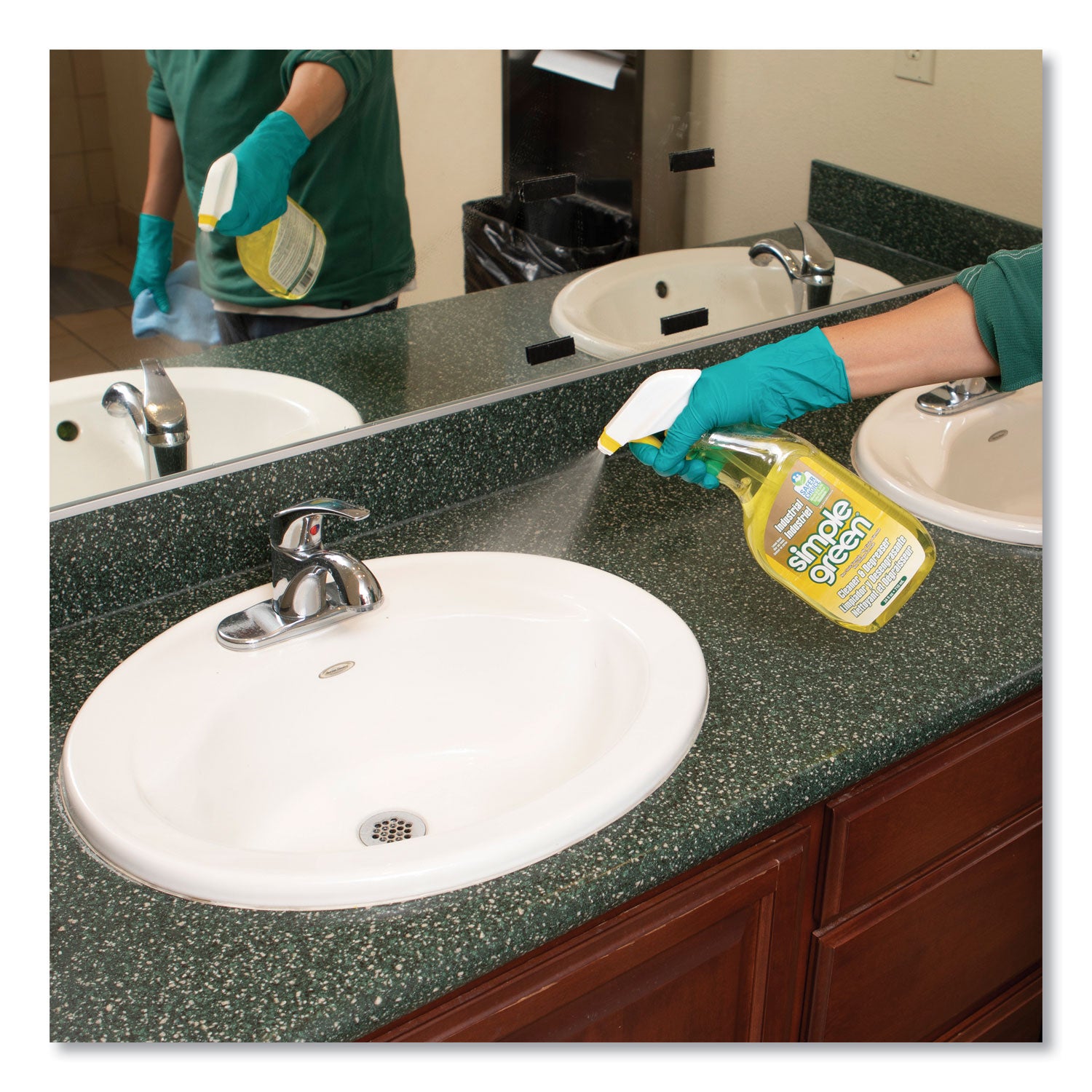 Simple Green® Industrial Cleaner and Degreaser, Concentrated, Lemon, 24 oz Spray Bottle, 12/Carton