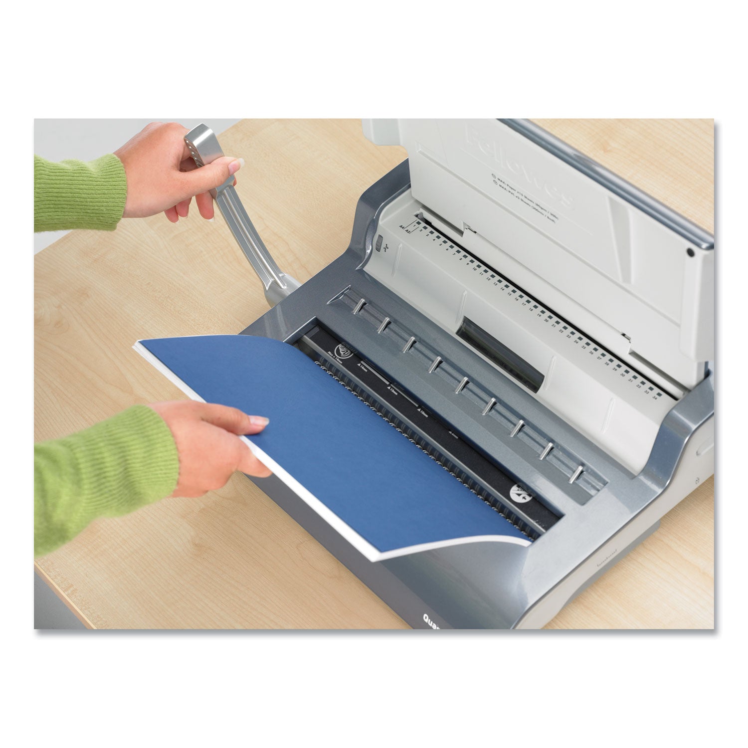 Fellowes® Quasar Manual Wire Binding Machine, 130 Sheets, 8.13 x 15.38 x 5.13, Metallic Gray