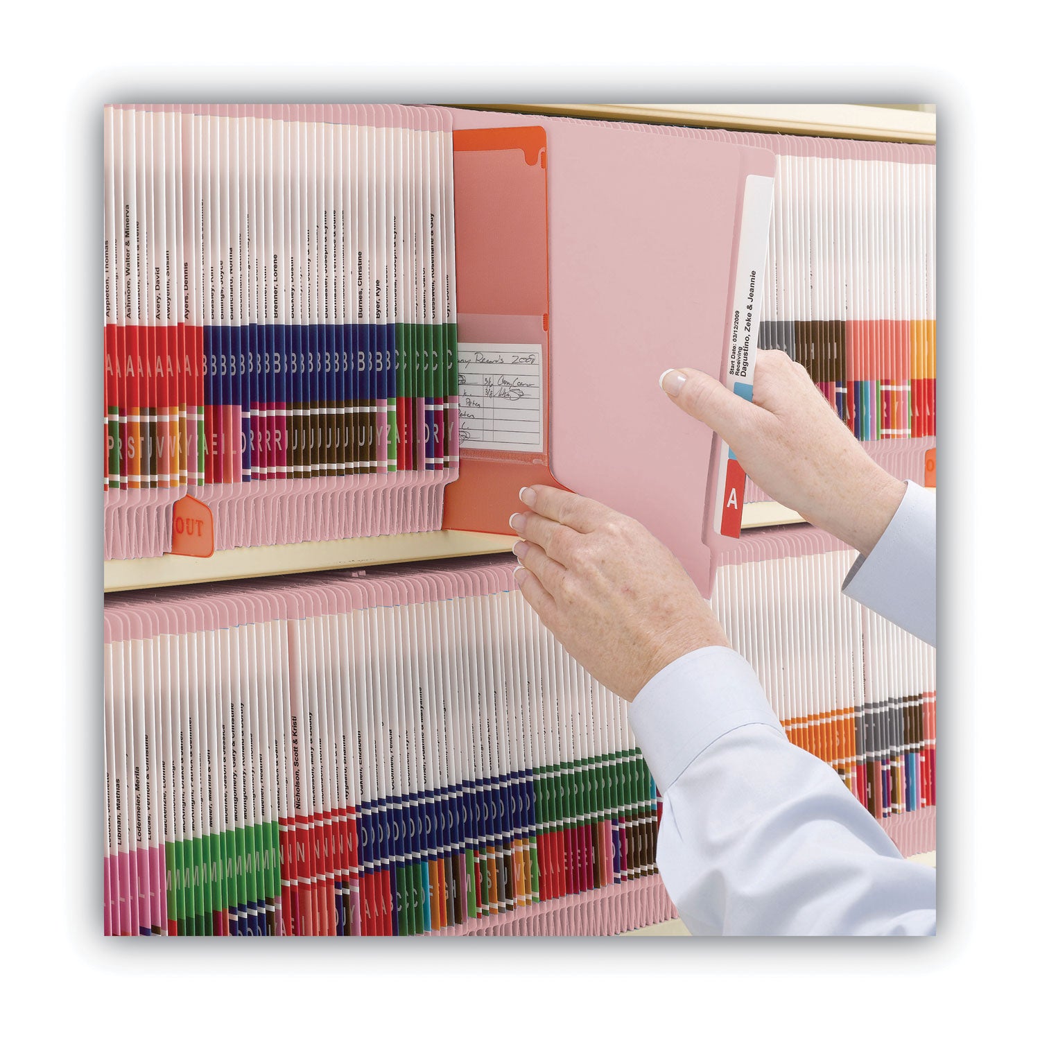 Smead™ Shelf-Master Reinforced End Tab Colored Folders, Straight Tabs, Letter Size, 0.75" Expansion, Pink, 100/Box