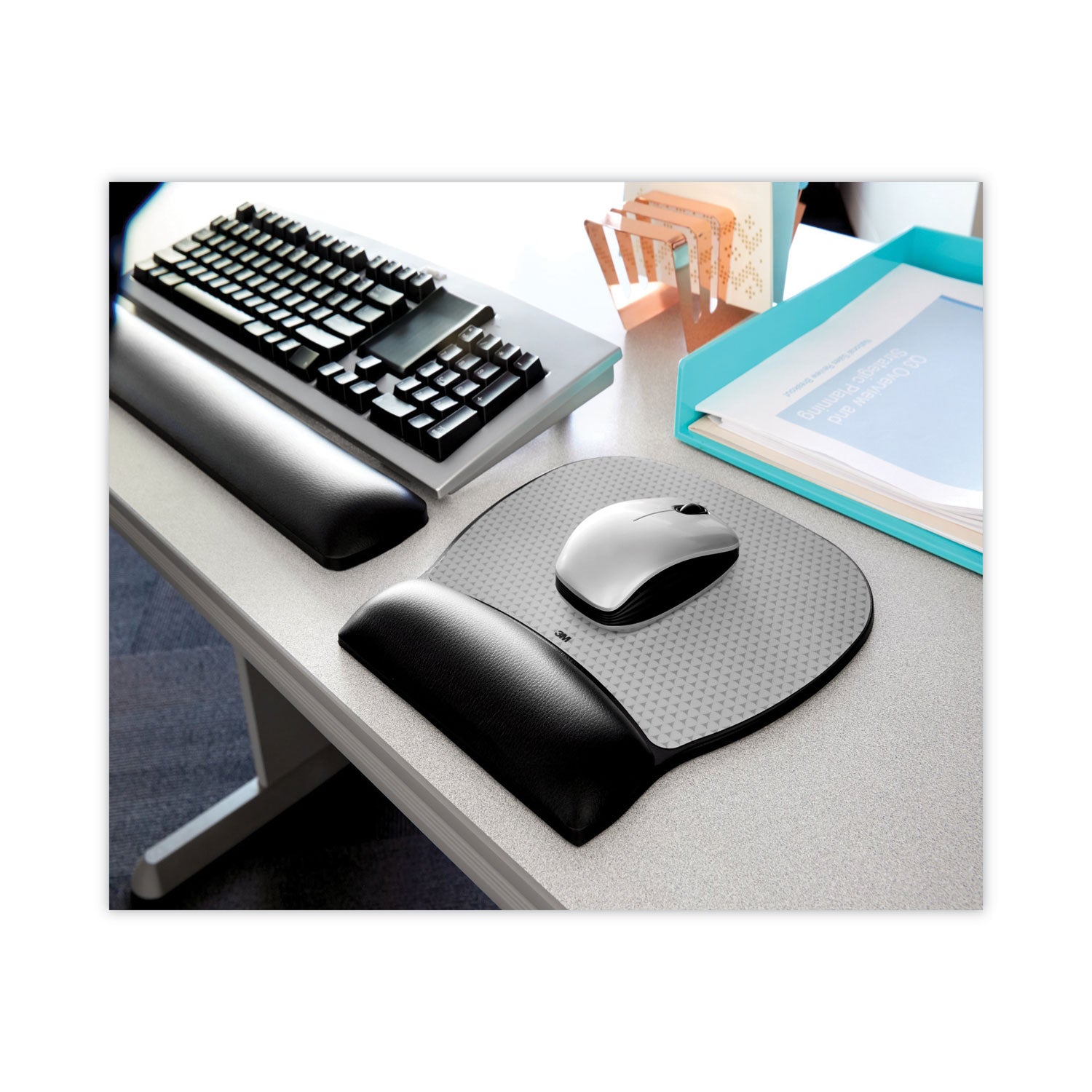 3M™ Antimicrobial Gel Large Keyboard Wrist Rest, 19 x 2.75, Black