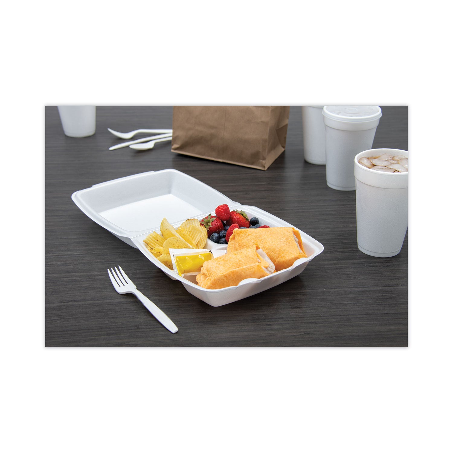 Foam Hinged Lid Container, 3-Compartment, 8 oz, 9 x 9.4 x 3, White, 200/Carton Dart® Flipcost