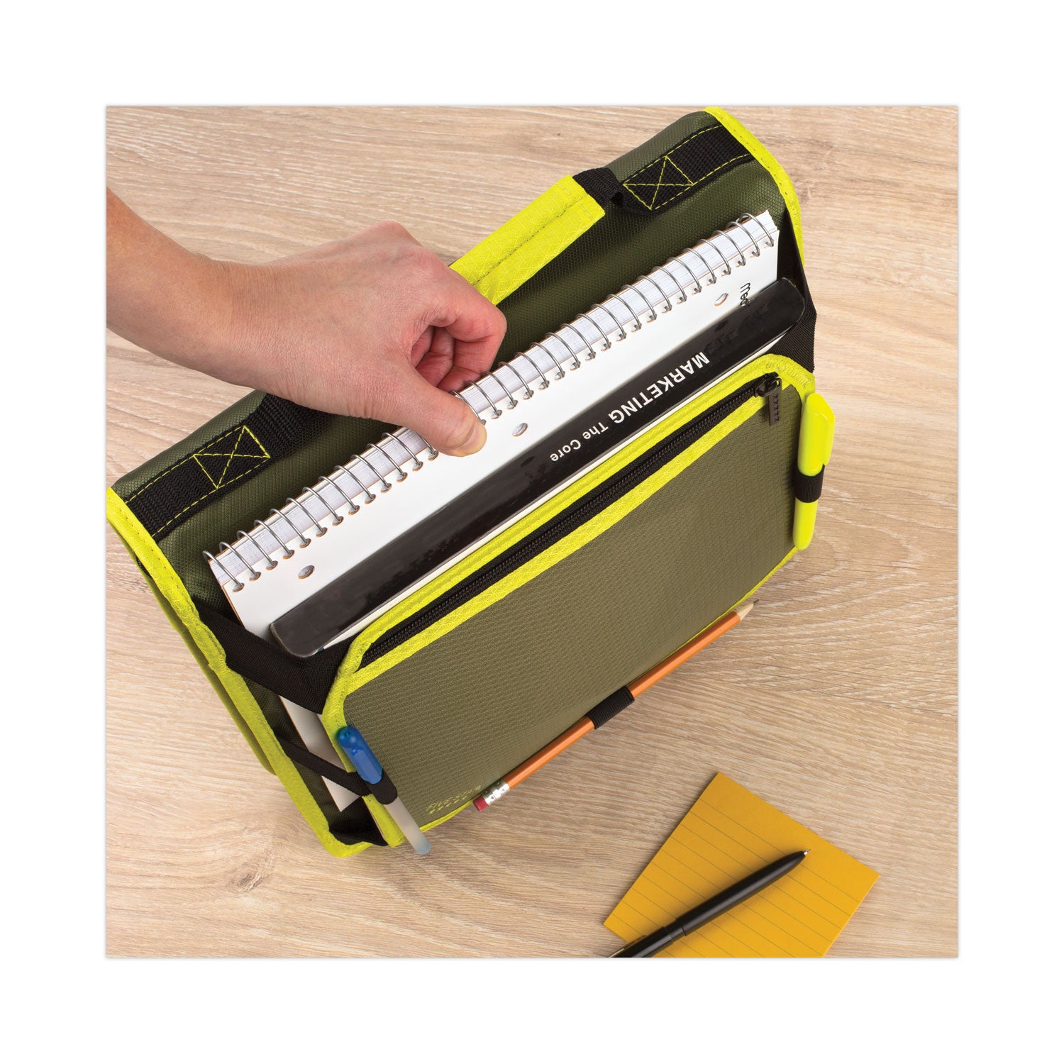 Five Star® Zipper Binder and Expansion Panel, 3 Rings, 2" Capacity, 11 x 8.5, Assorted