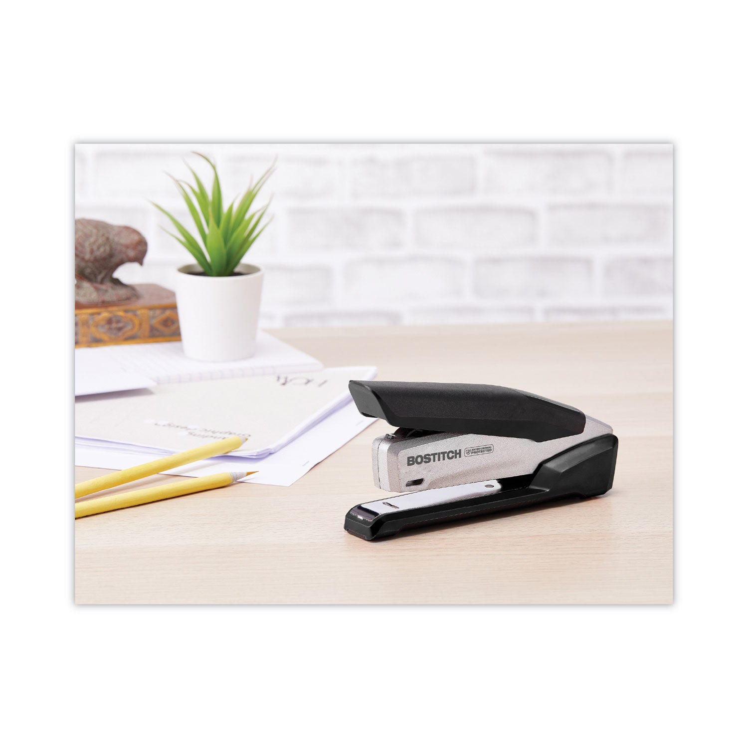 Bostitch® inPOWER+28 Executive One-Finger 3-in-1 Eco-Friendly Desktop Stapler, 28-Sheet Capacity, Black/Silver