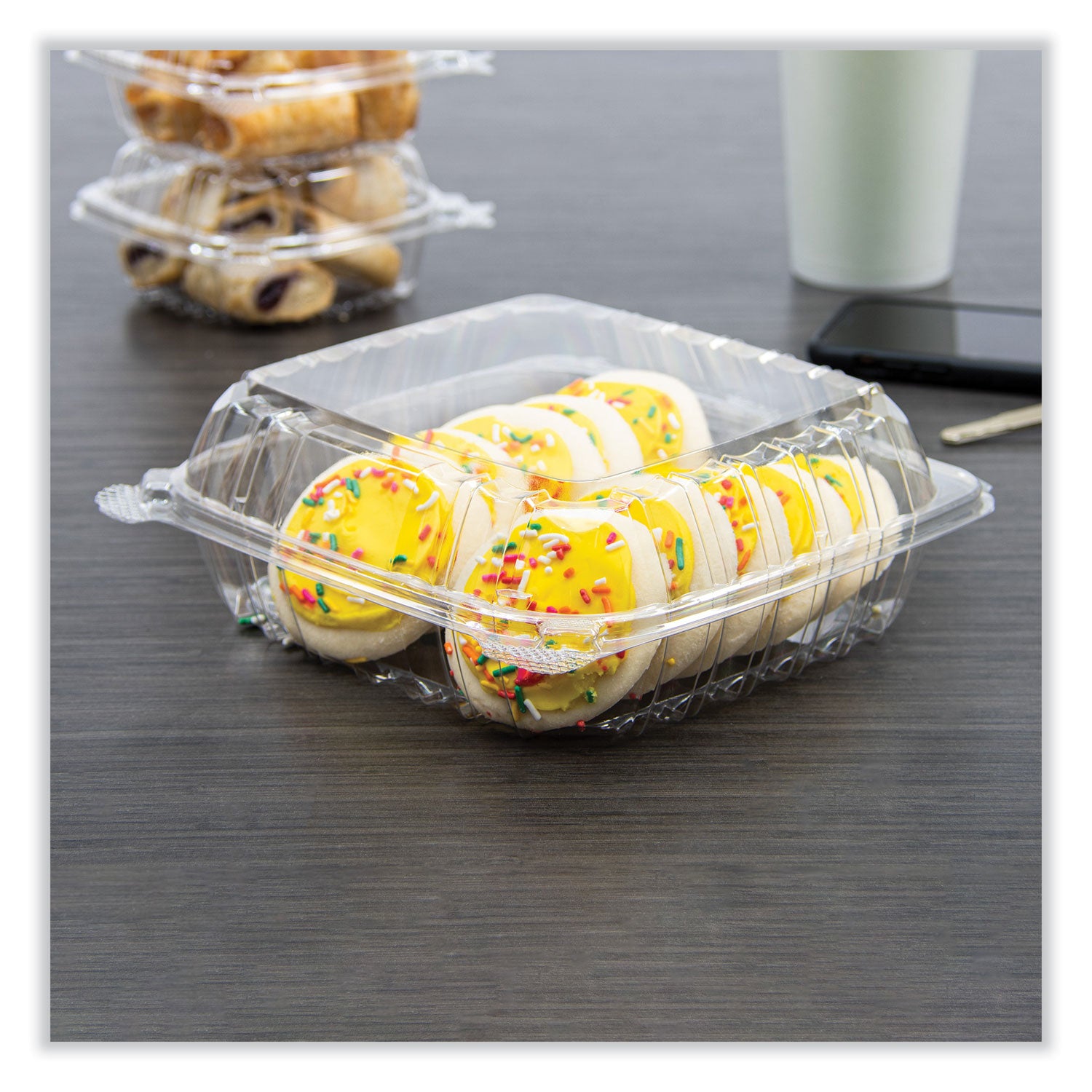 Dart® ClearSeal Hinged-Lid Plastic Containers, 8.22w x 3.02h, Clear, Plastic, 250/Carton