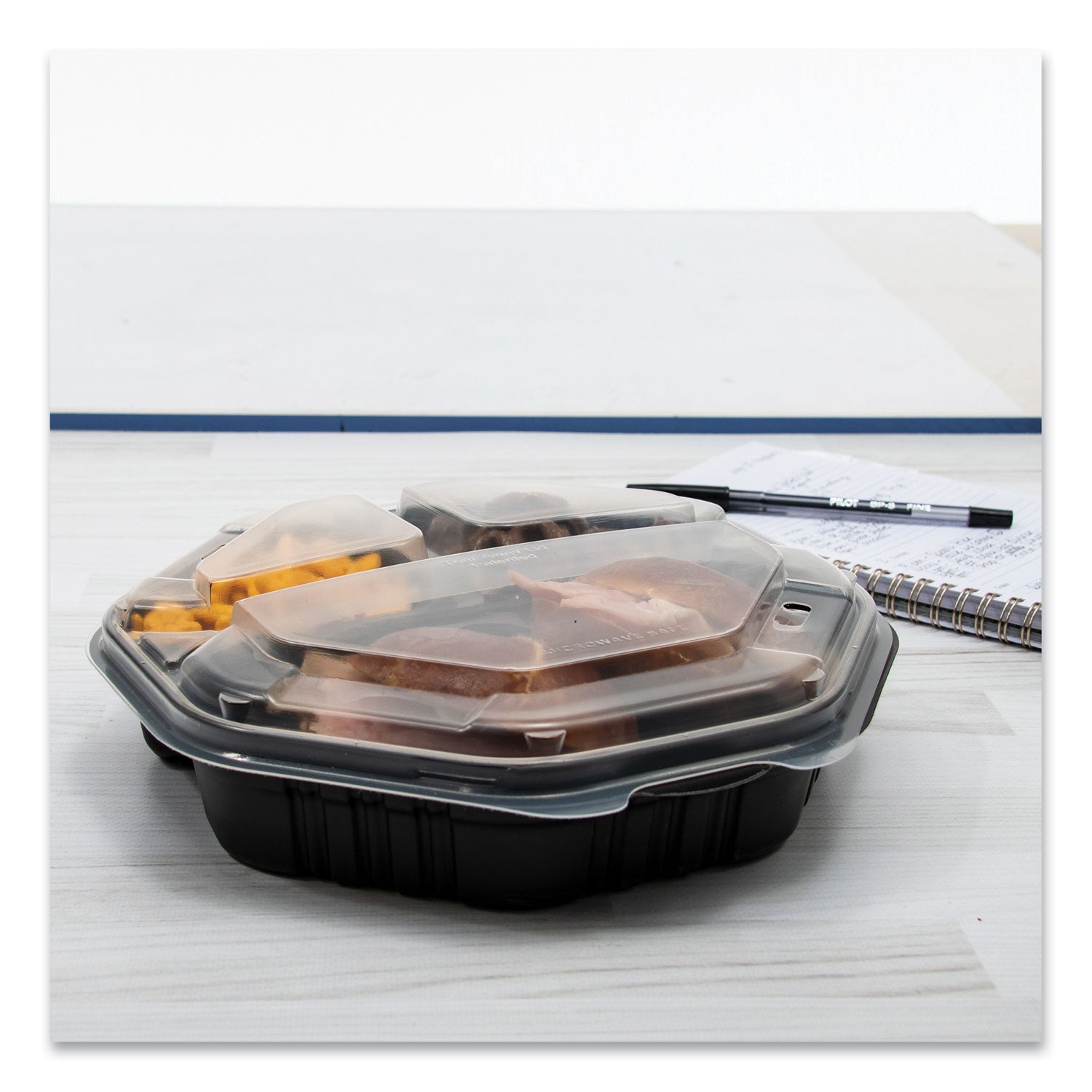 SOLO® OctaView Hinged-Lid Hot Food Containers, 3-Compartment, 38 oz, 9.55 x 9.1 x 2.4, Black/Clear, Plastic, 100/Carton